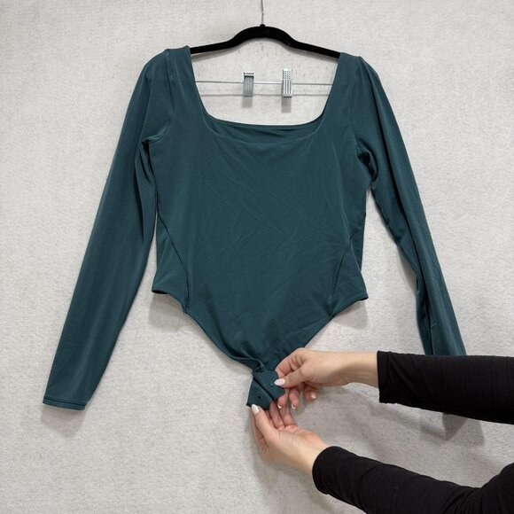 Lululemon Bodysuit Womens Small Green Long Sleeve Scoop Neck Snap Closure Top - Picture 5 of 9
